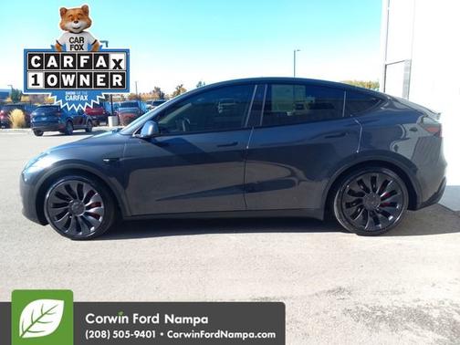 2025 Tesla Model Y Performance