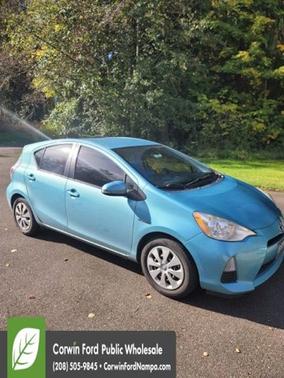 2013 Toyota Prius c Three