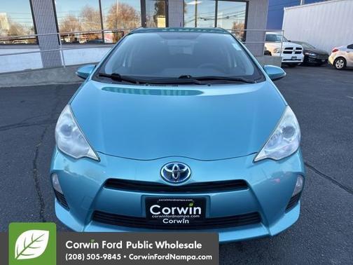 2013 Toyota Prius c Three