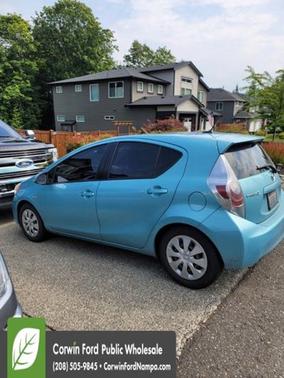 2013 Toyota Prius c Three