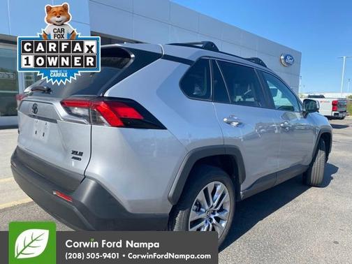 2022 Toyota RAV4 XLE Premium