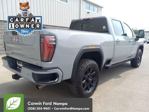 2024 GMC Sierra 2500 AT4