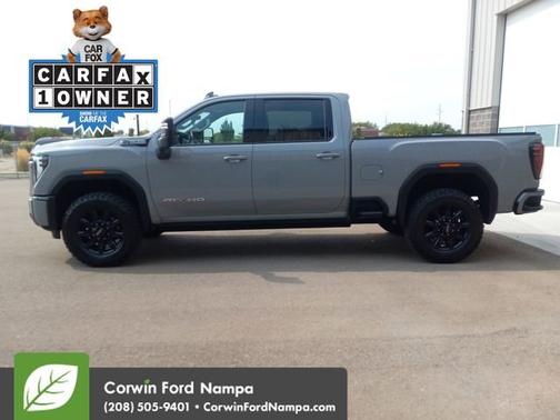 2024 GMC Sierra 2500 AT4