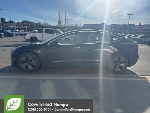 2018 Tesla Model 3 Mid Range