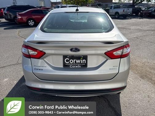 2015 Ford Fusion SE