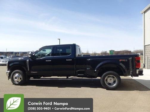2025 Ford F-350 LARIAT