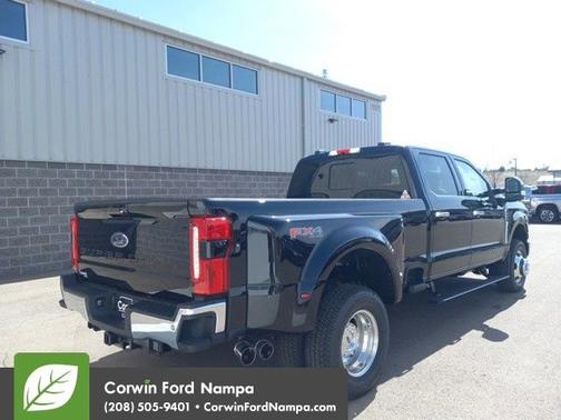 2025 Ford F-350 LARIAT