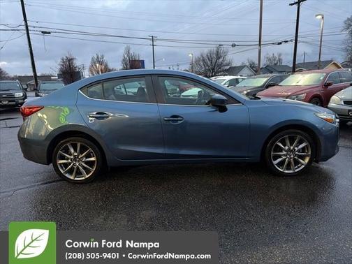 2018 Mazda Mazda3 Touring