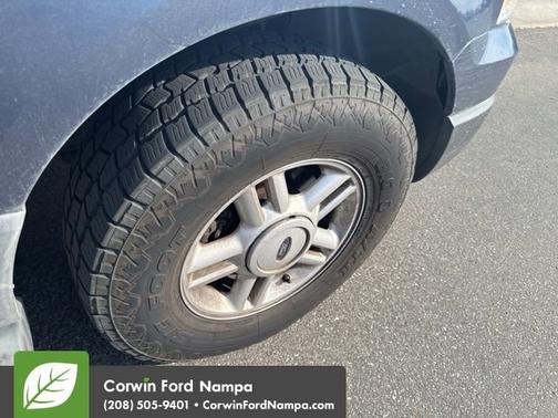 2004 Ford Expedition XLT