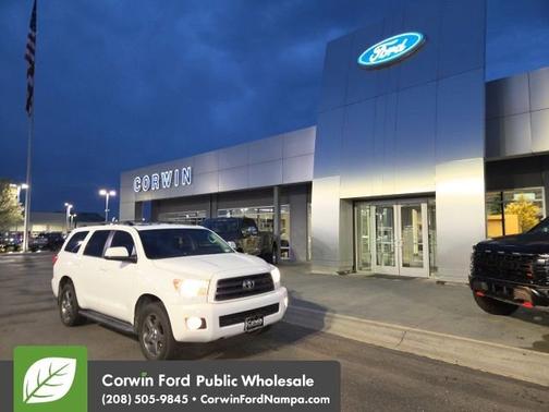 Super White 2011 Toyota Sequoia SR5