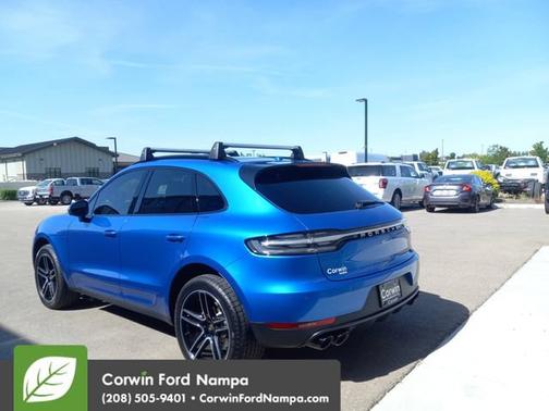 2021 Porsche Macan Base