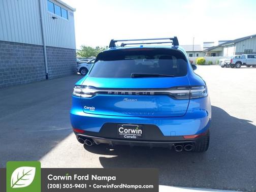 2021 Porsche Macan Base