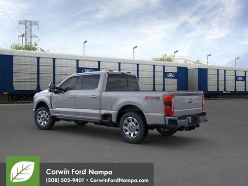 2025 Ford F-350 LARIAT
