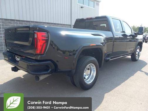 2024 GMC Sierra 3500 Denali