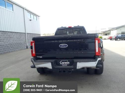 2025 Ford F-350 LARIAT