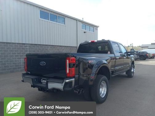 2025 Ford F-350 LARIAT