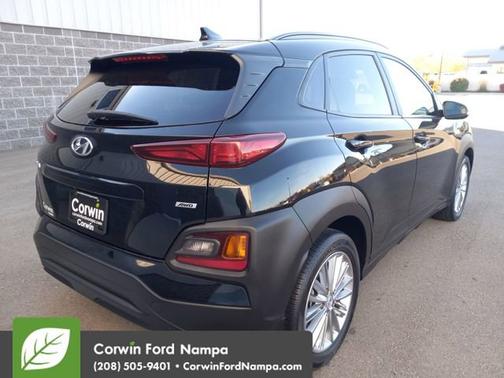 2021 Hyundai KONA SEL Plus