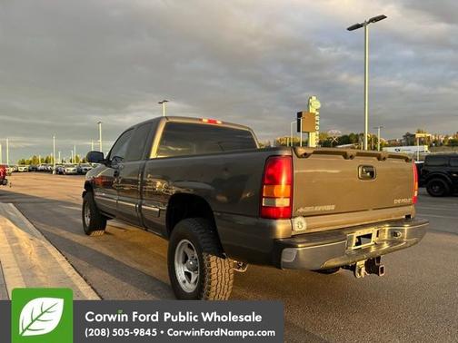 2002 Chevrolet Silverado 1500 LS
