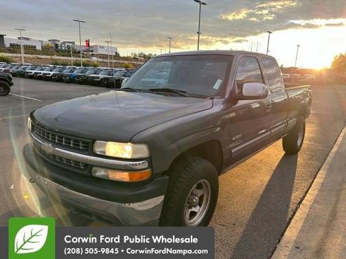 2002 Chevrolet Silverado 1500 LS