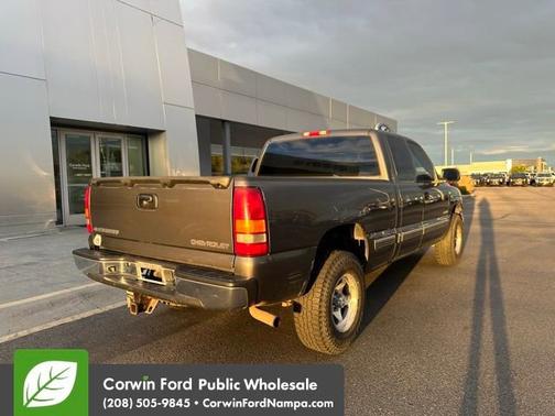 2002 Chevrolet Silverado 1500 LS