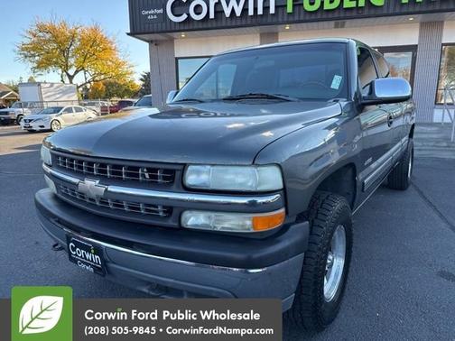 2002 Chevrolet Silverado 1500 LS