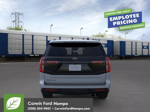 Glacier Gray Metallic Tri-Coat 2026 Ford Expedition Platinum