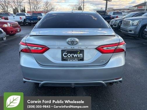 2019 Toyota Camry SE