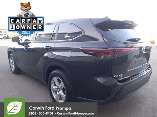 2024 Toyota Highlander LE
