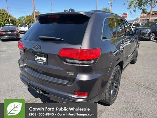 Granite Crystal Metallic Clearcoat 2015 Jeep Grand Cherokee Summit
