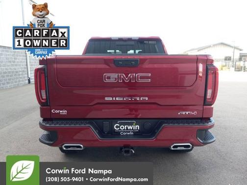 2024 GMC Sierra 1500 AT4