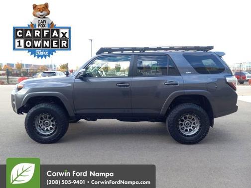 2022 Toyota 4Runner SR5