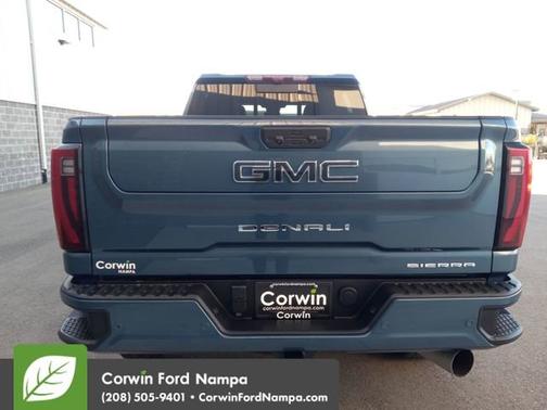 2025 GMC Sierra 3500 Denali