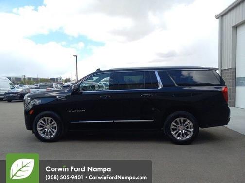 2022 GMC Yukon XL SLT