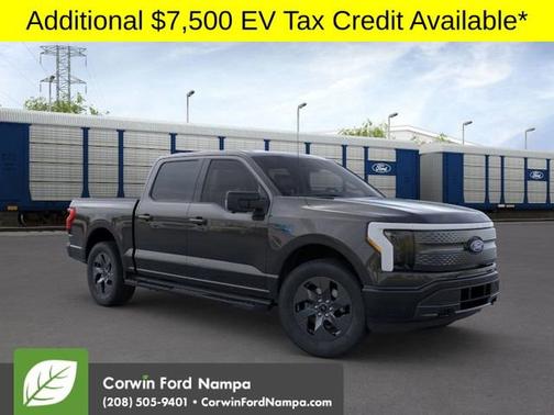 2025 Ford F-150 Lightning Flash