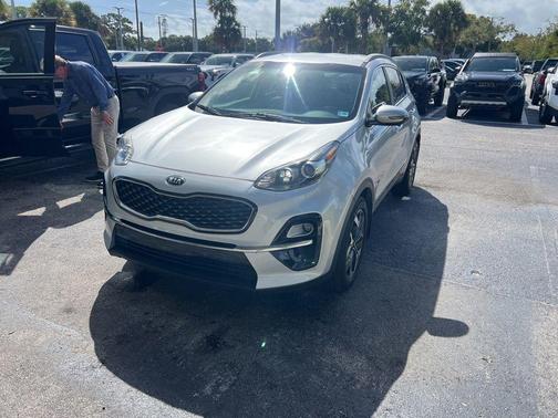 2020 Kia Sportage EX