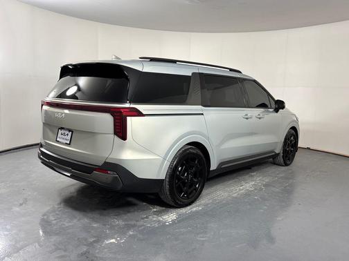 2025 Kia Carnival SX Prestige