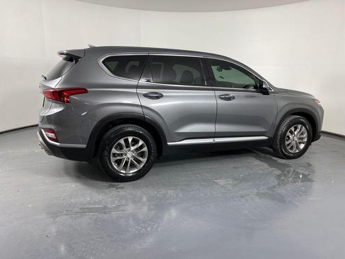2019 Hyundai SANTA FE SEL 2.4