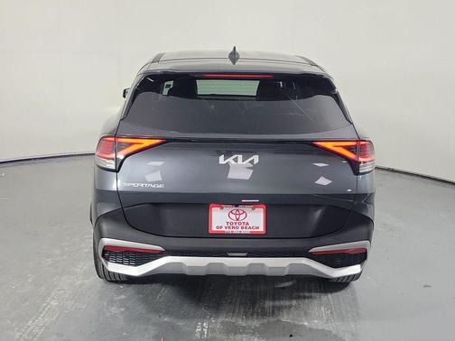 Gravity Gray 2024 Kia Sportage EX