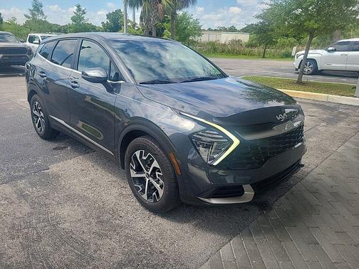 Gravity Gray 2024 Kia Sportage EX