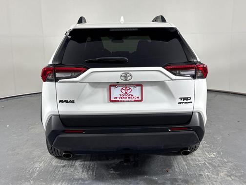 Deep Chroma Blue 2026 Kia Carnival EX