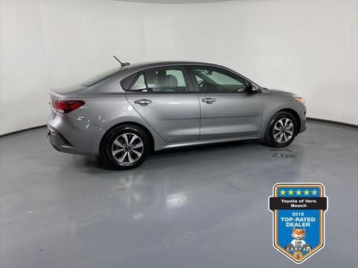 2022 Kia Rio S