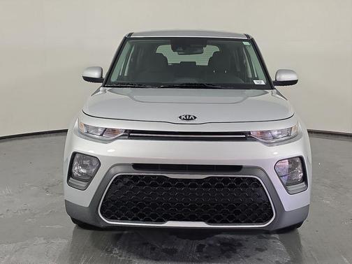 Sparkling Silver 2021 Kia Soul S