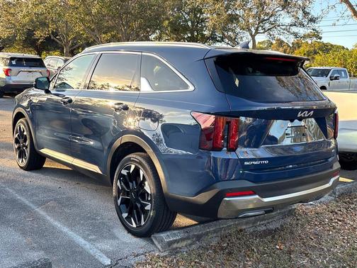 2026 Kia Sorento EX