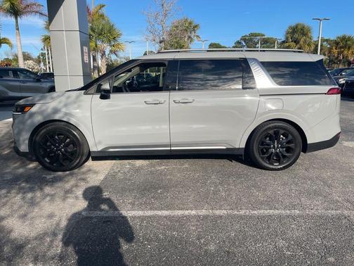 2024 Kia Carnival SX Prestige