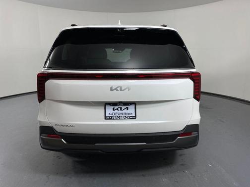 2025 Kia Carnival SX Prestige