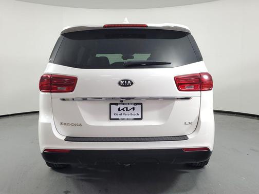 2021 Kia Sedona LX