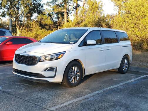 2021 Kia Sedona LX