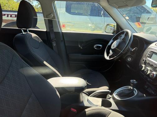 2015 Kia Soul Base