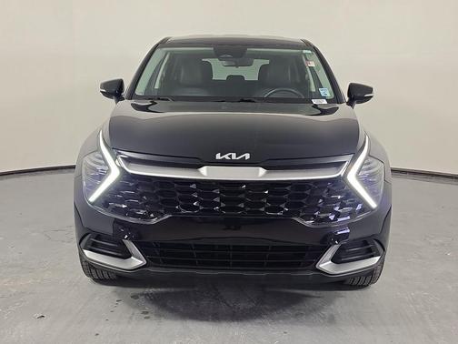 Ebony Black 2025 Kia Sportage EX