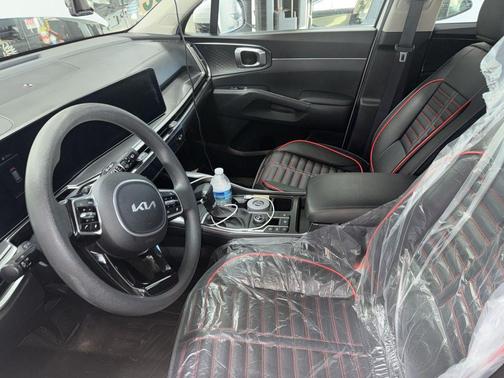 2024 Kia Sorento LX